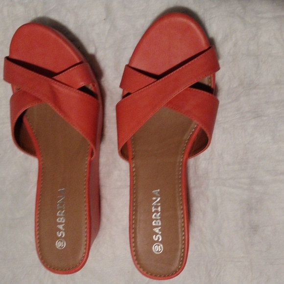 Gorgeous Sabrina hot pink strap slides size 10 - Picture 5 of 8